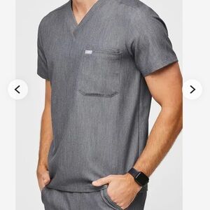 Figs Scrub Top